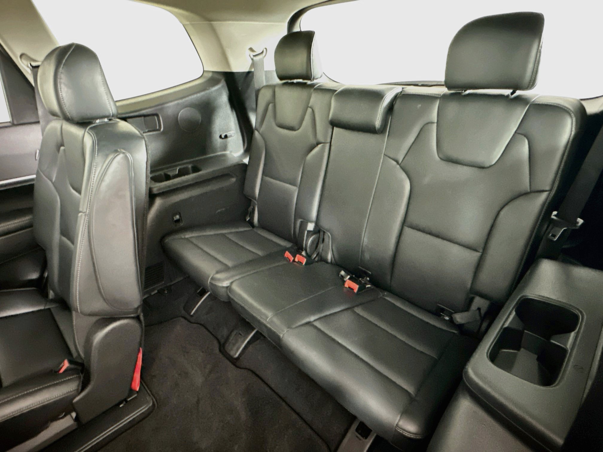 Used 2025 Kia Telluride S FWD image 30