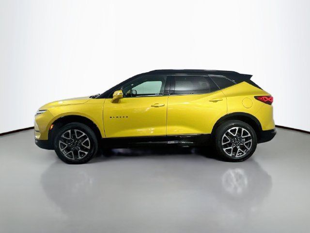 Used 2023 Chevrolet Blazer RS AWD/4WD image 6