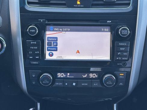 Used 2013 Nissan Altima 3.5 SL w/ Technology Pkg image 33