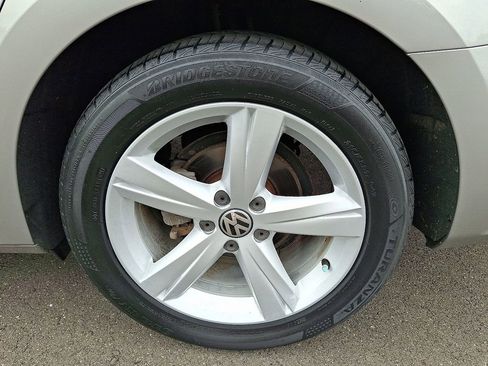 Used 2012 Volkswagen Passat 2.5 SE image 13