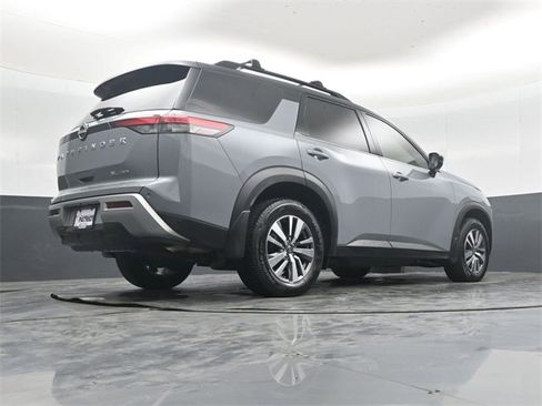 Used 2023 Nissan Pathfinder SL w/ Lighting Package (N92) image 42