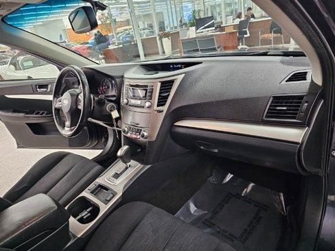 Used 2013 Subaru Outback 2.5i Premium image 8