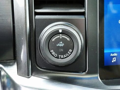 Used 2021 Ford F150 Lariat w/ Equipment Group 502A High AWD/4WD image 30