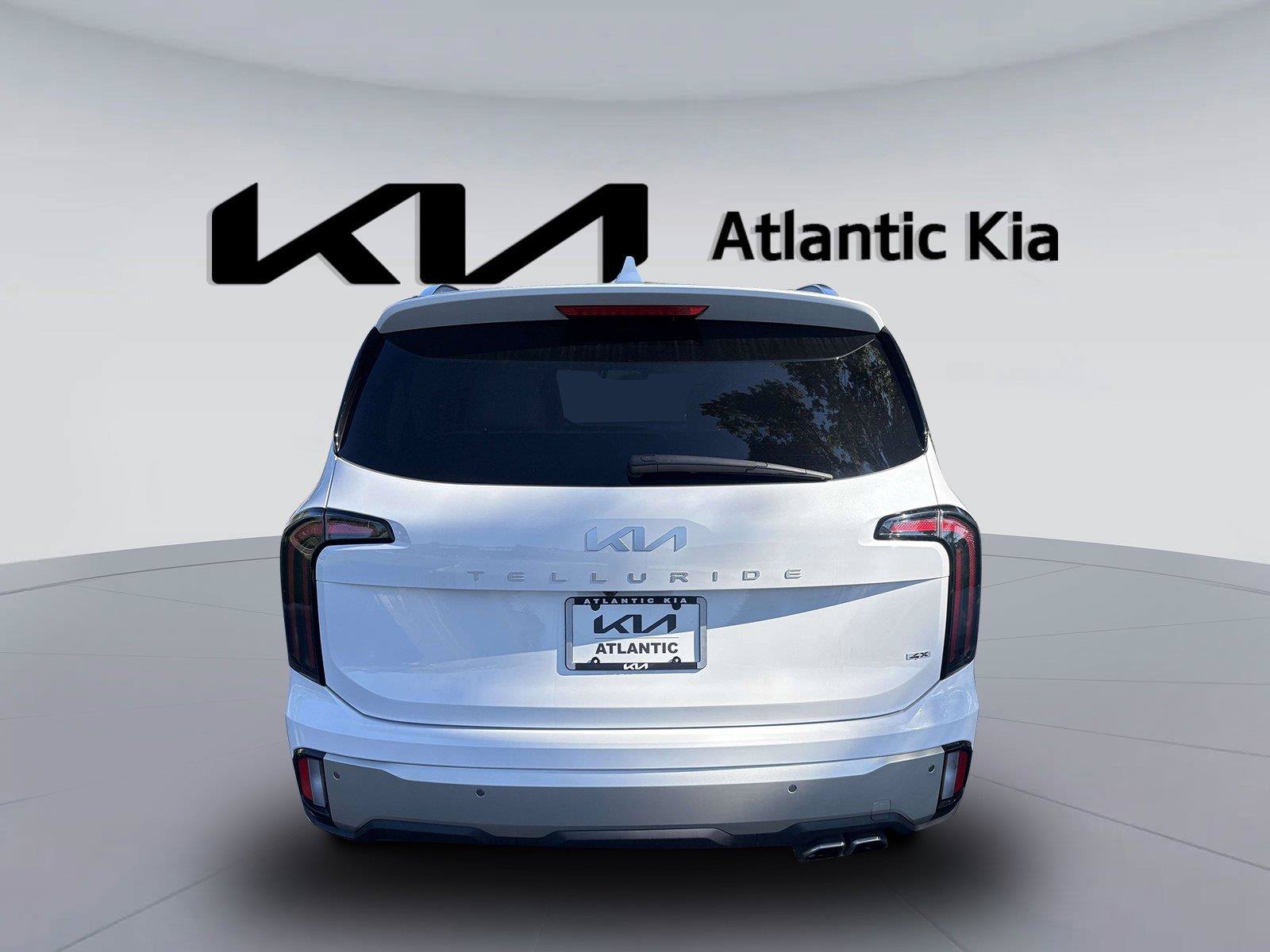 Certified 2025 Kia Telluride EX w/ EX Captain's Chair Package AWD/4WD image 7
