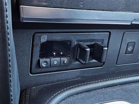 Used 2024 Nissan Armada SV image 26