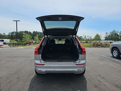 Used 2023 Volvo XC60 B5 Plus w/ Protection Package Premier FWD image 17