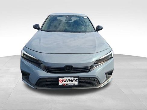 Used 2023 Honda Civic Sport image 13