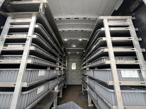 Used 2019 Ford Transit 250 148 High Roof Extended RWD image 3