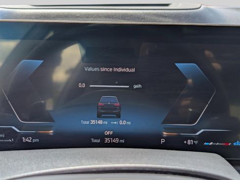 Used 2023 BMW X7 M60i image 35