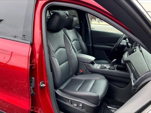 Used 2023 Cadillac XT4 Sport AWD/4WD image 6