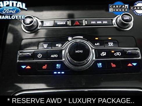 Used 2023 Lincoln Nautilus Reserve w/ Luxury Package AWD/4WD image 15
