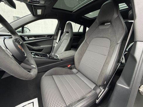 New 2026 Porsche Panamera 4 AWD/4WD image 9