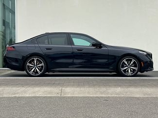 Used 2024 BMW i5 M60 w/ Premium Package AWD/4WD video 2