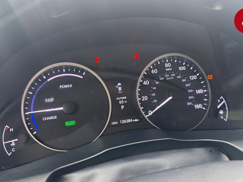 Used 2015 Lexus ES 300h w/ Navigation System Package FWD image 14