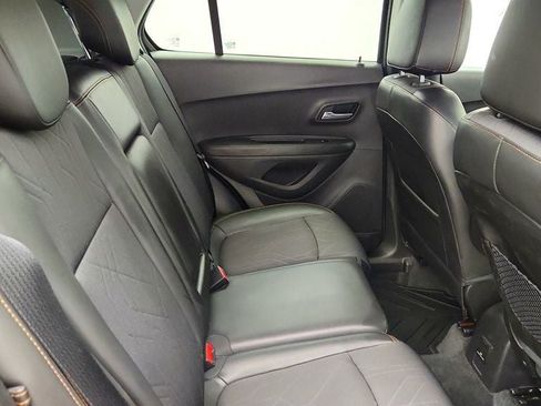 Used 2019 Chevrolet Trax LT w/ Redline Edition AWD/4WD image 22