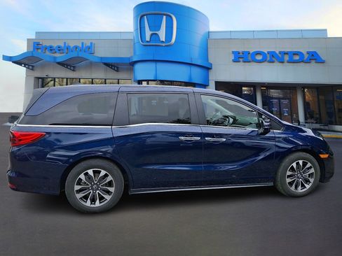Used 2023 Honda Odyssey EX-L image 7