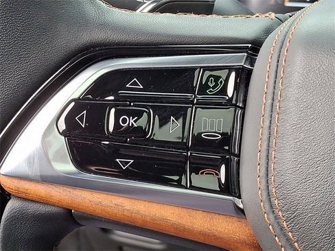 Used 2022 Jeep Grand Cherokee Summit image 19