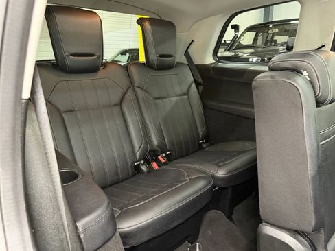 Used 2013 Mercedes-Benz GL 450 4MATIC image 23