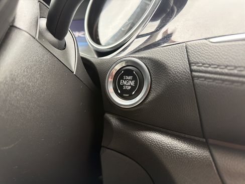 Used 2022 Buick Encore GX Select w/ Sport Touring Package image 17