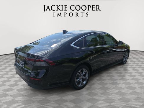 Used 2024 Honda Accord EX image 5