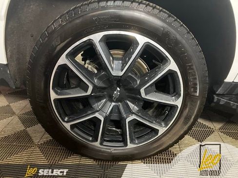 Used 2023 Chevrolet Tahoe RST AWD/4WD image 25