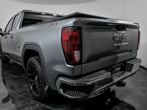 Used 2020 GMC Sierra 1500 SLE w/ X31 Off-Road Package AWD/4WD image 8
