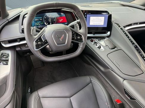 Used 2024 Chevrolet Corvette Stingray Preferred Cpe w/ Z51 Performance Package RWD image 27