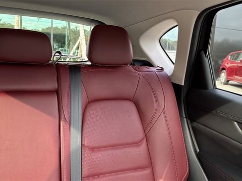 Certified 2023 MAZDA CX-5 Carbon Edition image 20