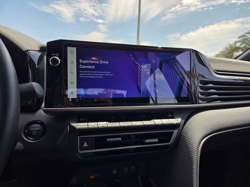 Used 2025 Toyota Camry SE w/ Multimedia Upgrade Package FWD image 18