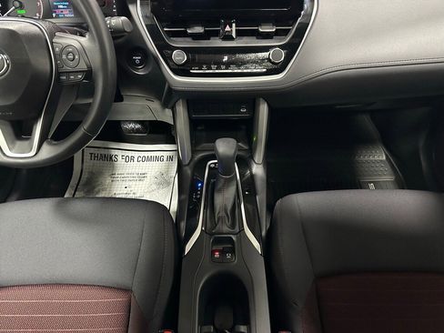Used 2025 Toyota Corolla Cross AWD Hybrid image 38