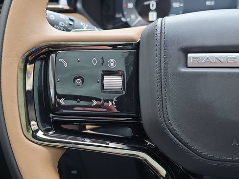 New 2026 Land Rover Range Rover Velar Autobiography AWD/4WD image 17