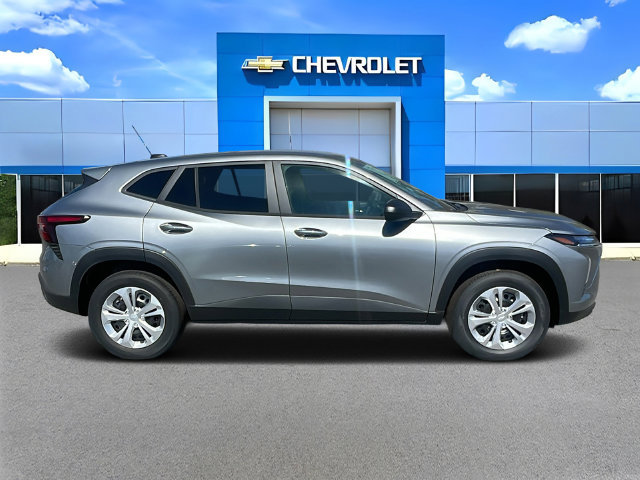 New 2026 Chevrolet Trax LS w/ Driver Confidence Package FWD image 3