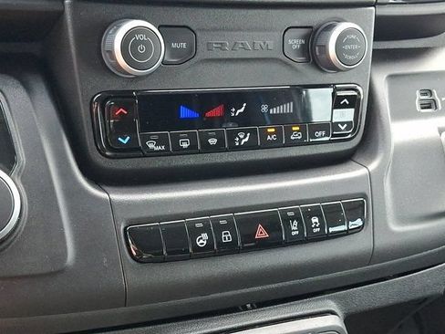 Used 2024 RAM ProMaster 3500 w/ Delivery Van Package FWD image 18