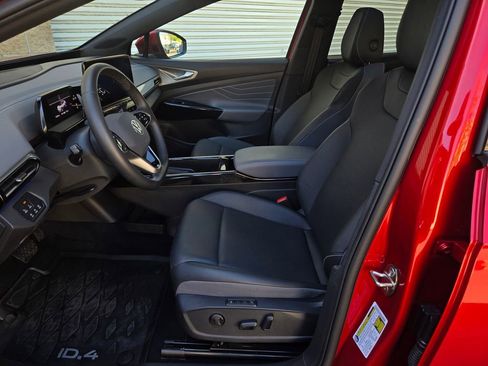 Certified 2023 Volkswagen ID.4 Pro S Plus AWD/4WD image 18