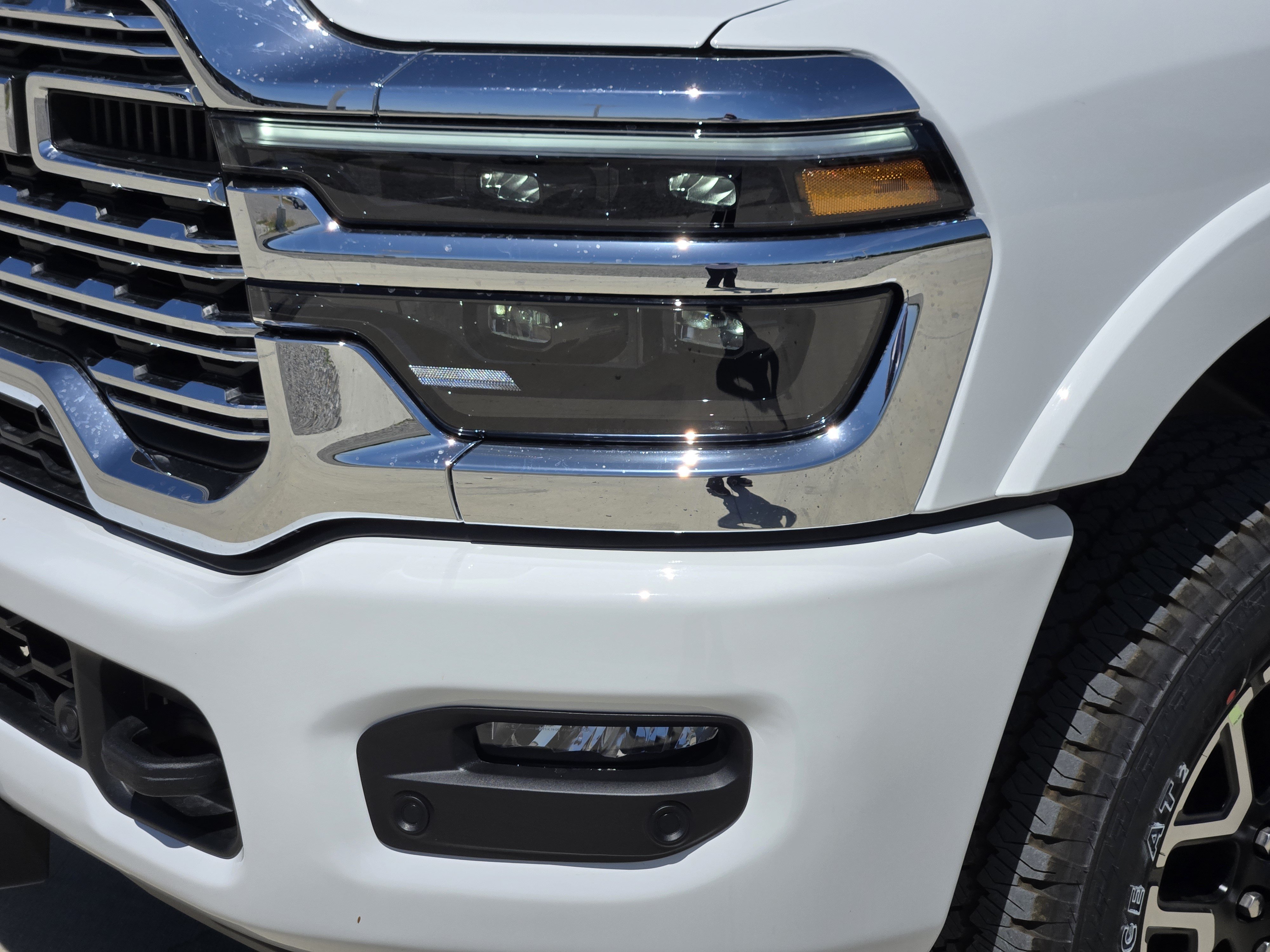 New 2026 RAM 2500 Limited AWD/4WD image 7