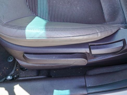 Used 2012 Hyundai Tucson GLS image 20