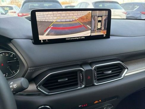 New 2025 MAZDA CX-5 Signature image 15