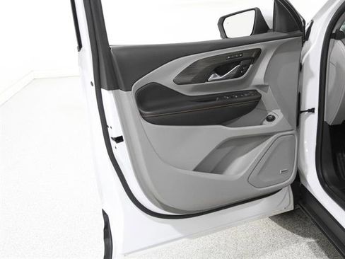 Used 2019 GMC Terrain SLT w/ Preferred Package image 4