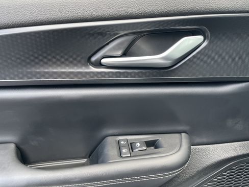 Certified 2023 Jeep Grand Cherokee Laredo w/ Luxury Tech Group I image 26