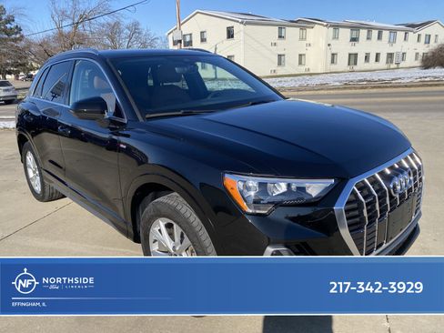 Used 2021 Audi Q3 2.0T Premium w/ Convenience Package AWD/4WD image 1