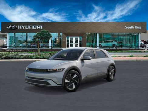 New 2026 Hyundai Ioniq 5 SEL RWD image 1