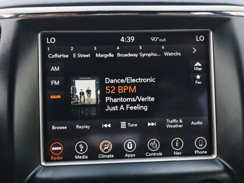 Used 2018 Jeep Grand Cherokee Limited AWD/4WD image 38