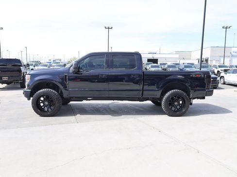 Used 2022 Ford F350 Platinum image 3