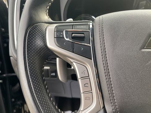 Used 2020 Mitsubishi Outlander SEL image 15