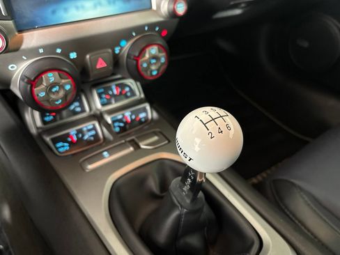 Used 2015 Chevrolet Camaro SS RWD image 14