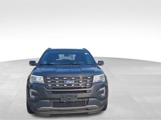 Used 2017 Ford Explorer XLT w/ Equipment Group 202A video 3