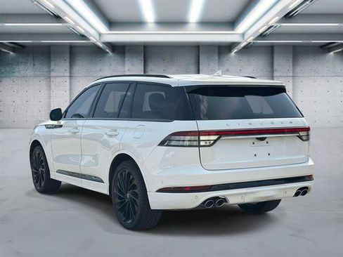 Certified 2022 Lincoln Aviator Reserve w/ Equipment Group 201A AWD/4WD image 5