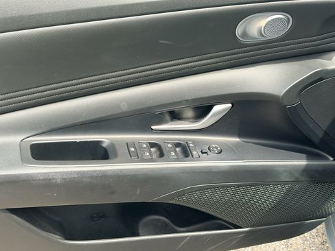 Used 2021 Hyundai Elantra SEL w/ Convenience Package FWD image 10