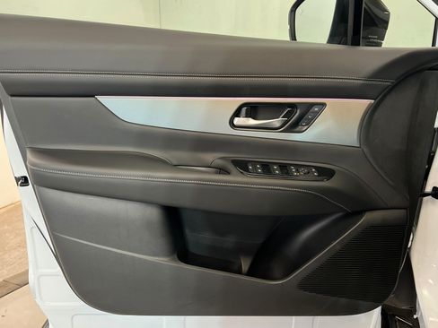 New 2026 Nissan Murano Platinum w/ Cargo Package AWD/4WD image 14