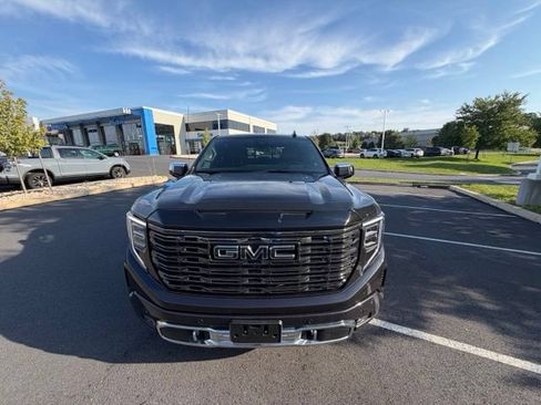 Used 2025 GMC Sierra 1500 Denali Ultimate AWD/4WD image 13